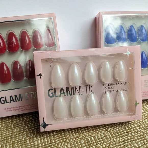Glamnetic Short Almond Press-On Nails - Set of 3 - Red White and Blue - Picture 2 of 3